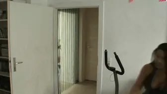 dirty-danni 18j?дhriger das erste Mal bei einer Nutte