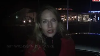 MISSMIA - Spermawalk - Vollgewichst in die Tanke