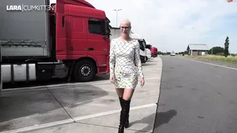 Lara CumKitten Reales Parkplatz User Date XXXL Abspritz Massaker 14.07.19