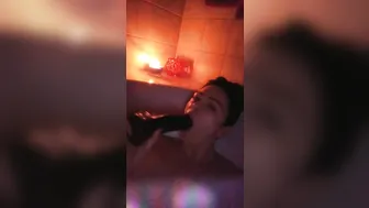 Aryana Augustine _[0121454] Bathtub fun! [2017-03-23]