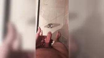 keiranlee.17.02.01.007.after-long-day-on-set-nothing-better-than-a-hot-shower