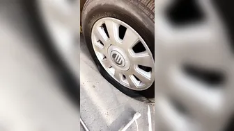 Kendra Lust onlyfans Flat tire for my taxi driver! 2019-10-19