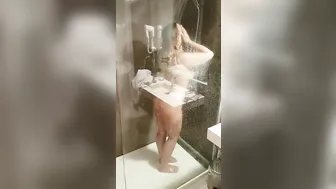 Beth Bennett onlyfans in the shower 2019-05-13