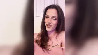 Carrie Emberlyn OnlyFans 20 02 25 14229935 New apartment tour! 1080x1920 Video