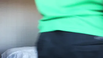 [OnlyFans] Quin Quire with a Fan 1080p