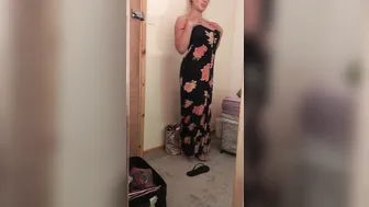 Beth Bennett onlyfans [0440472] stripping off [2017 08 06]