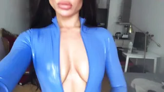 OnlyFans.com Evil Woman _19 10 16 7800184 Zip in and out in slow motion Are your dick hard already you nasty loser(..) 1918x1080