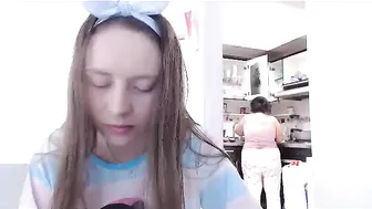 squirtkrozz 9.10.2019 811_webcam show myfreecams