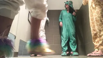 KISSA SINS onlyfans_17-10-23 679765 New video what 4 girls in onesies do behind closed doors in the bathroom 1920x1080