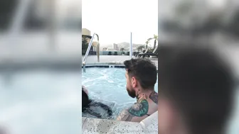 luvevelynclaire Rooftop jacuzzi life 4168390 (1)