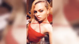 destinycruzxxx 28.05.2020 34091605 Hot Tiny Babe In Sexy Red Lingerie Giving A Little