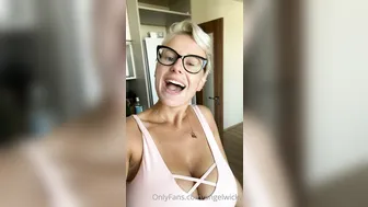 angelwicky 17 08 2020 99934424 Eng What s your plans toda