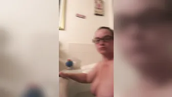 mrssiren 21 01 2018 1636044 Bathtime Booty Shaking