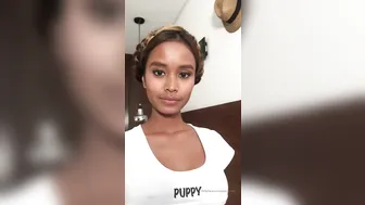 putri_cinta 23 12 2019 17073797 May your outfit be sexy and your Monday be short