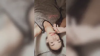 tali_dovahkiin 22 11 2019 14721800 PIC CLIP Feeling frisky in bed this morning