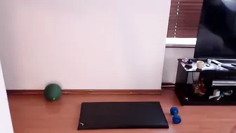 kendalltyler  show and then fuck her wholes by finger