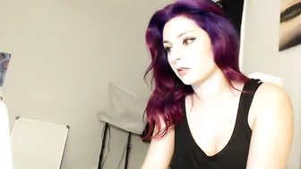 emmylove  Showed her dirty pussy hole in fries