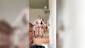 boltonwife 21.01.2020 Quick landing fuck. I need more