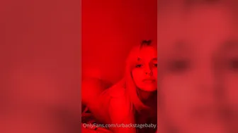 urbackstagebaby 07.08.2020 wish i was sucking on ur finger