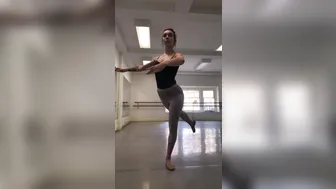 eeveefrost 09.12.2019 Me messing around at dance