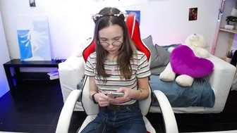 lucky_leslie 2.12.2020 455 female chaturbate