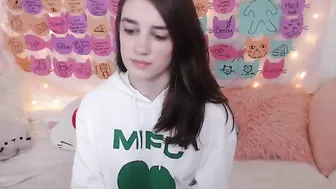 kitty 1.08.2019 443 myfreecams