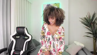 kleogold Vagina close up