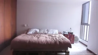 soifiee skinny nipple pulls pussy with fingers