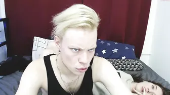 leon_renee impressive passion masturbates both holes