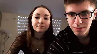 1twothreecum  live webcam record on 4 April  2017