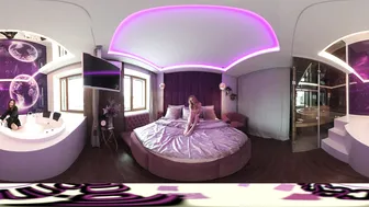 Aiko_Moe VR_360_Aiko_or_Kelly ManyVids