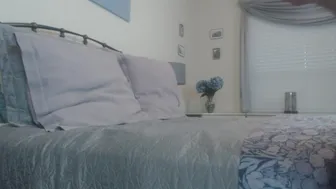 Nadia Layne Yoga Brand New Vibrator ManyVids