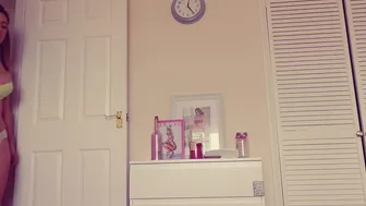 laurenlouise Foot Slave interview with Laurenlouise ManyVids