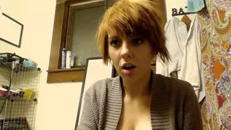 Scarlett Cummings get naked and touch