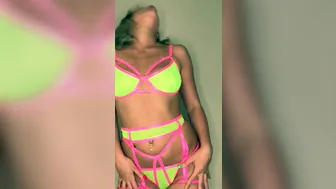 julia_unicorn 24 04.2020 Wanna see my hot body )