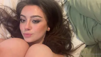 Lolo Savo Bed POV (25fps) (1080p HD)