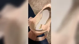 evelaurence 27 04 2020 SnapChat Flashback from Last Year XO