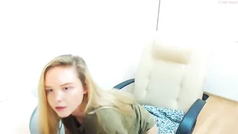 hollygrier  doggy style chaturbate show