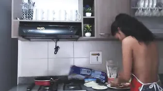 cristinacrazy  camhooker fucks both her holes