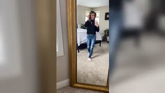 autumndoll_xo-31-03-2020-28608410-OOTD Casual. Size 10 jeans and flowy top