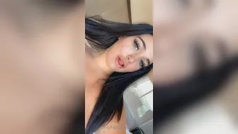 roxnour-05-06-2020-45102593-Hilton Niagara Falls complete video in your box (1)