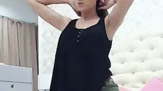 abriannalynn  Fingering Wet Hairy Pussy