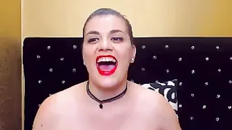 anngellique  Playing On Webcam