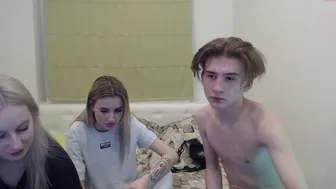 lovylovies 4.03.2021 211 couple chaturbate