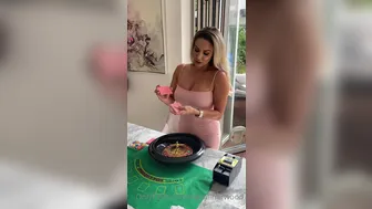 danniiharwood 02 08 2020 91063456 Onlyfans Casino BlackJack. Moody won that hand