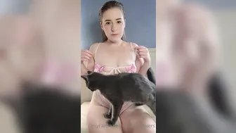 wetastherivers-09-10-2020-136178873-Photo_bomb