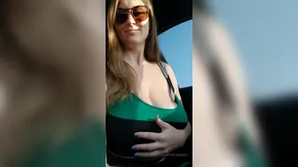 kcupqueen-05-01-2020-18068054-Can_t_take_me_anywhere...