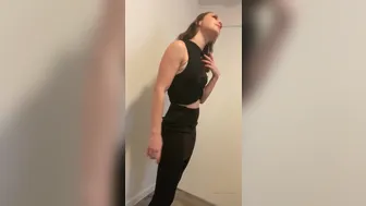 SecretLittle onlyfans 20 06 06 14211155 Dirty lil striptease Just say please 1080x1920