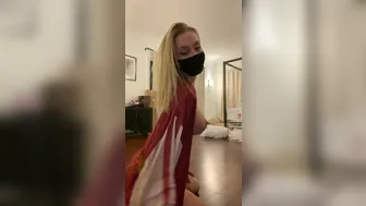 Kaylen Ward onlyfans Modeling my corona virus mask 1080x1920