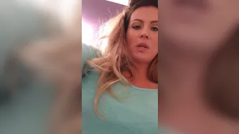 Coco Vandi onlyfans 5d2f08537130840edf932